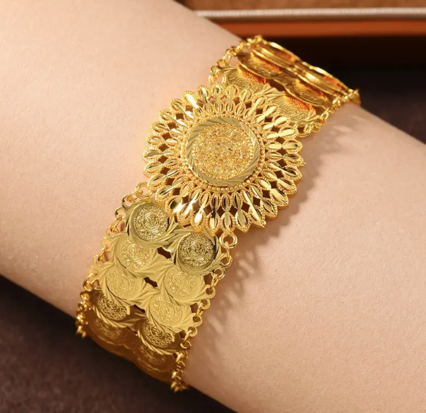 Elegantni 24K zlatni prekriveni dvostruki narukvica sa dizajnom sunflower